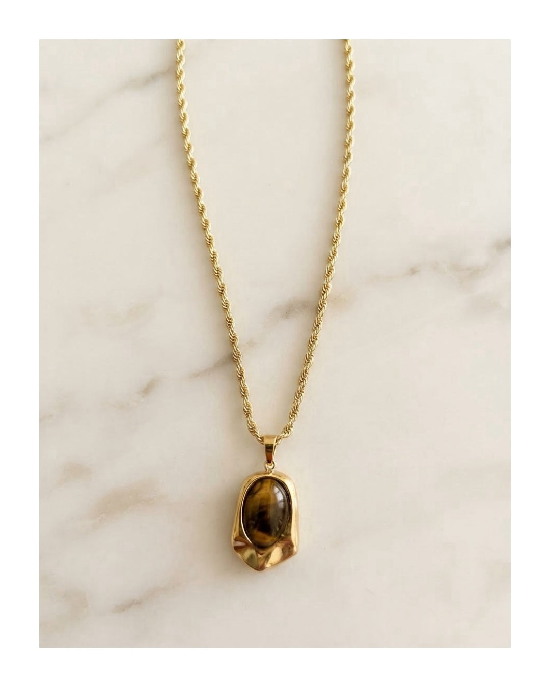 Collana Protection