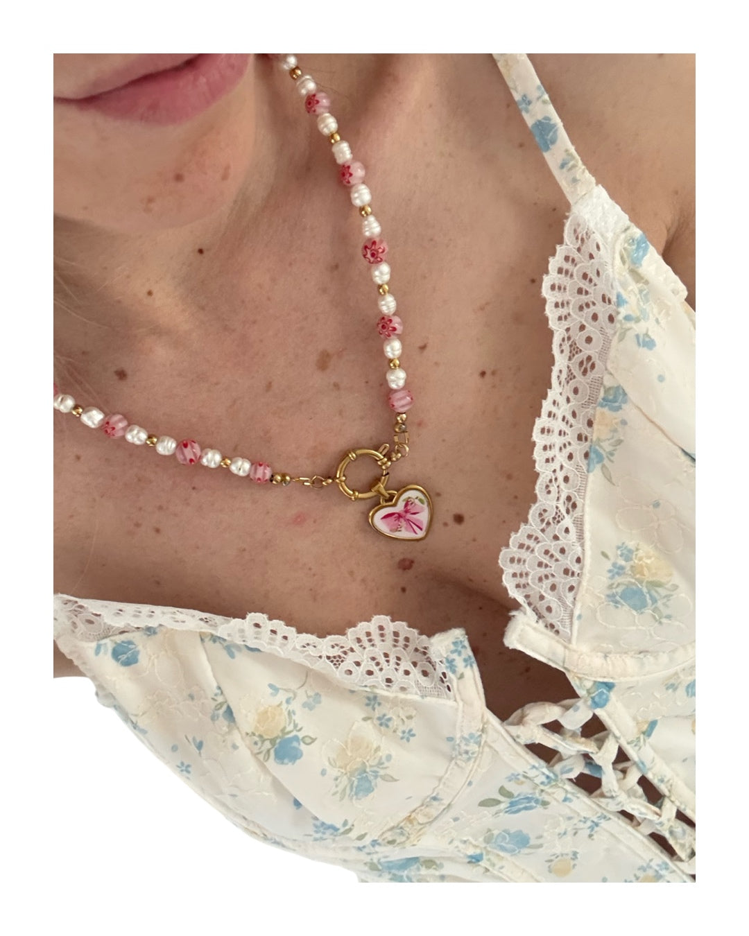 Collana Camelia Handmade